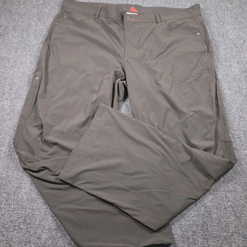 L.L. Bean Mens 40 x 30 Cresta Olive Pants Nylon Spandex Hiking Outdoor